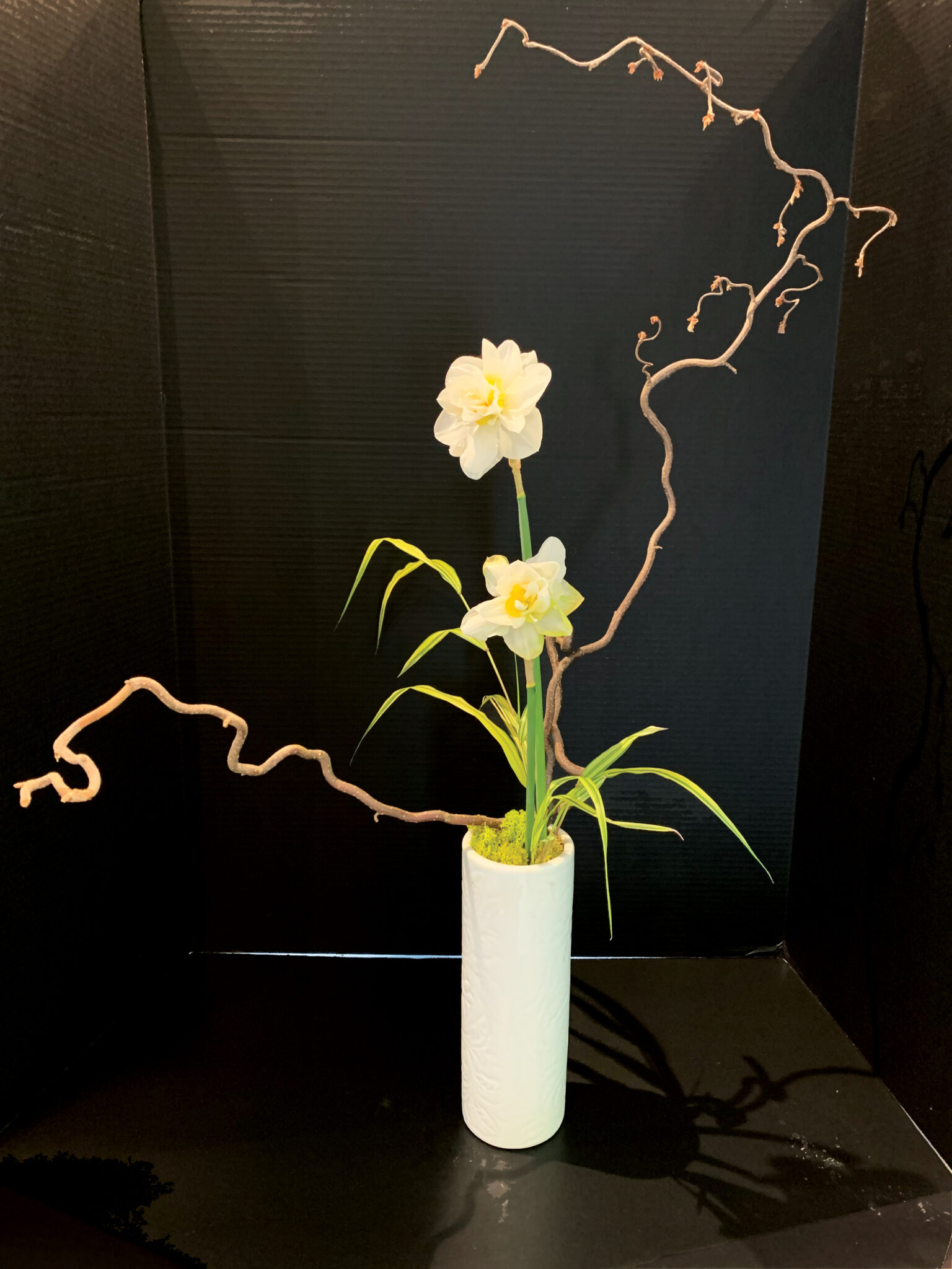 Divine Intimations: Contemporary Floral Design for Sacred Spaces ...